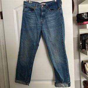 Levi’s wedgie straight 30 premium denim light